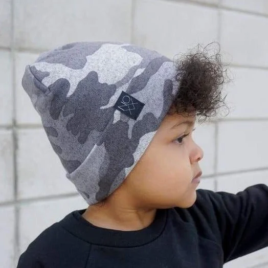 Heather Gray Camouflage | Sweater Knit Beanie