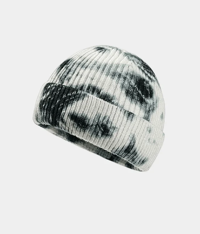 TIE-DYE BEANIE.